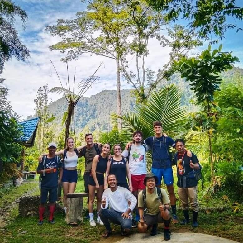 Batu Kapal Guest House & Jungle Trekking Bukit Lawang Exterior foto